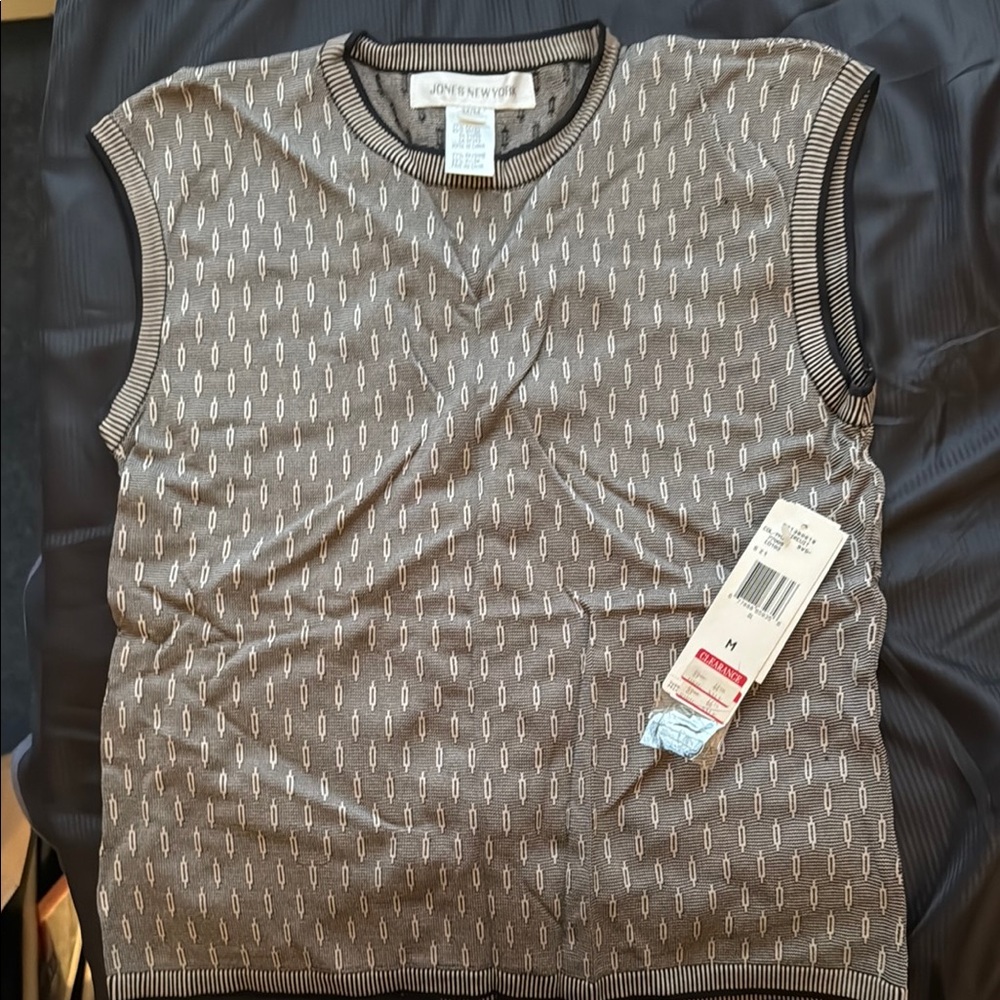 Jones New York Sleeveless Patterned Top